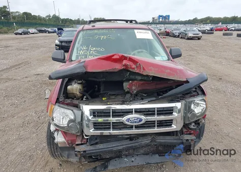 2011 Ford Escape Xlt z USA, uszkodzony, nr VIN 1FMCU9DG3BKB00965